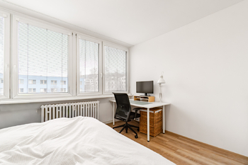 Pokoj / Ložnice 1 - Pronájem bytu 3+kk v osobním vlastnictví 55 m², Praha 8 - Karlín