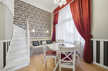 Prodej bytu 2+kk v osobním vlastnictví 58 m², Karlovy Vary