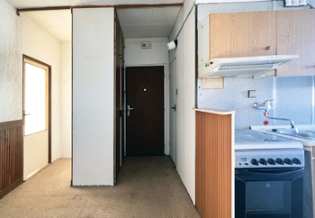 Vstup, předsíň, jídelní kout - Prodej bytu 3+1 v družstevním vlastnictví 68 m², Chodov