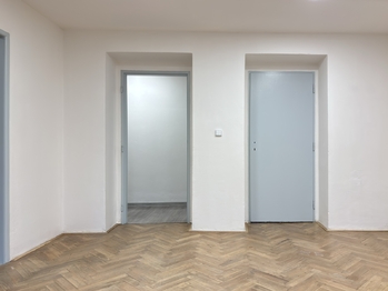 Obývací pokoj - Pronájem bytu 2+1 v osobním vlastnictví 58 m², Pardubice