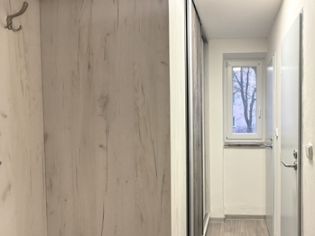 Předsíň - Pronájem bytu 2+1 v osobním vlastnictví 58 m², Pardubice