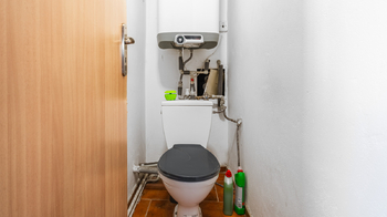 WC - Prodej bytu 2+1 v osobním vlastnictví 72 m², Stráž pod Ralskem