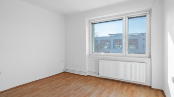 Ložnice 2 - Prodej bytu 2+1 v osobním vlastnictví 72 m², Stráž pod Ralskem