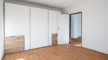 Ložnice 3 - Prodej bytu 2+1 v osobním vlastnictví 72 m², Stráž pod Ralskem