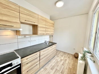 Prodej bytu 2+1 v osobním vlastnictví 57 m², Praha 4 - Krč