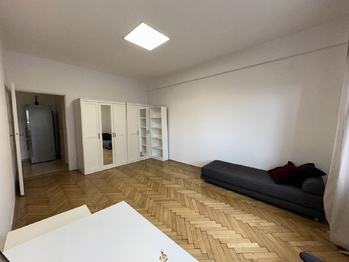 Pronájem bytu 2+1 v osobním vlastnictví 47 m², Praha 5 - Smíchov