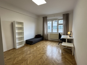 Pronájem bytu 2+1 v osobním vlastnictví 47 m², Praha 5 - Smíchov