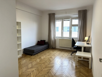 Pronájem bytu 2+1 v osobním vlastnictví 47 m², Praha 5 - Smíchov