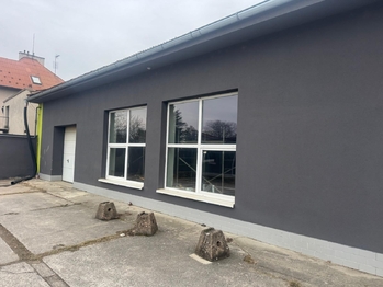 Pronájem obchodních prostor 34 m², Holešov