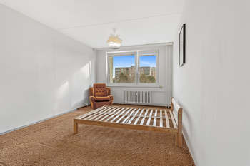 Obývací pokoj - Prodej bytu 3+1 v osobním vlastnictví 67 m², Praha 4 - Chodov