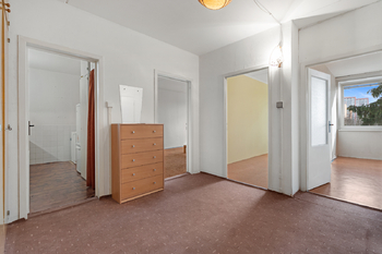 Předsíň - Prodej bytu 3+1 v osobním vlastnictví 67 m², Praha 4 - Chodov