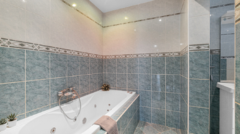 Prodej domu 478 m², Bystřice