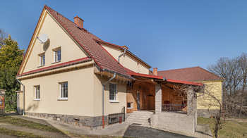 Prodej domu 478 m², Bystřice