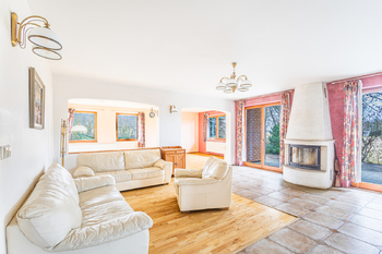 Prodej domu 255 m², Vrbová Lhota