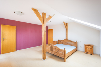 Prodej domu 255 m², Vrbová Lhota