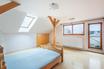 Prodej domu 255 m², Vrbová Lhota