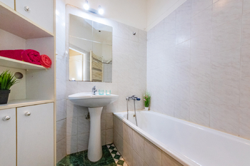 Prodej bytu 2+1 v osobním vlastnictví 78 m², Praha 4 - Nusle