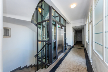 Prodej bytu 2+1 v osobním vlastnictví 78 m², Praha 4 - Nusle