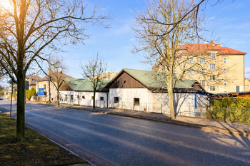 Prodej výrobních prostor 1359 m², Trutnov