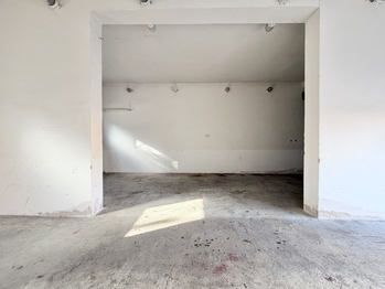 Prodej výrobních prostor 1359 m², Trutnov