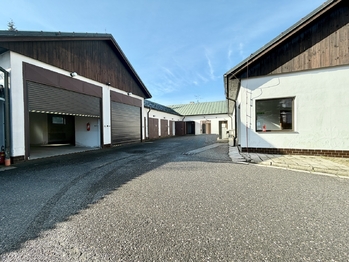 Prodej výrobních prostor 1359 m², Trutnov