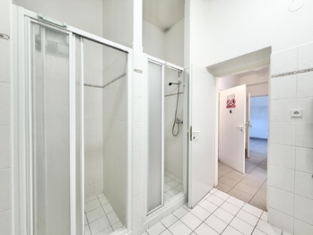 Prodej výrobních prostor 1359 m², Trutnov