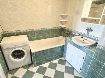 Pronájem bytu 3+1 v osobním vlastnictví 68 m², Kladno