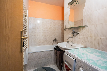 Byt 2+kk, 44 m2 + balkon 3.9 m2 Krasická, Prostějov - Prodej bytu 2+kk v osobním vlastnictví 44 m², Prostějov