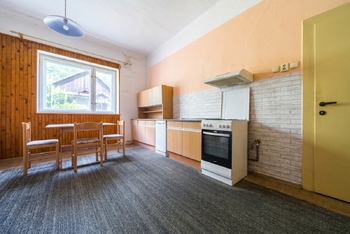 Kuchyně - Prodej domu 139 m², Vizovice