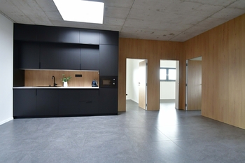 Pronájem kancelářských prostor 125 m², Tlustice