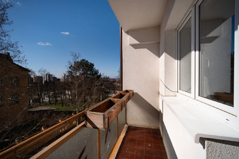 Lodžie - Pronájem bytu 2+1 v osobním vlastnictví 67 m², Praha 10 - Strašnice