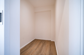 Šatna - Pronájem bytu 2+1 v osobním vlastnictví 67 m², Praha 10 - Strašnice