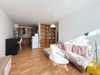 Prodej bytu 2+kk v osobním vlastnictví 45 m², Praha 8 - Bohnice