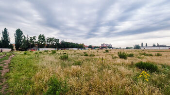 Prodej pozemku 10874 m², Odolena Voda