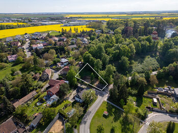 Prodej pozemku 800 m², Panenské Břežany