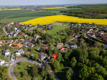 Prodej pozemku 800 m², Panenské Břežany