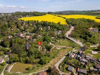 Prodej pozemku 800 m², Panenské Břežany