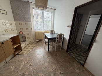 Prodej bytu 2+1 v osobním vlastnictví 44 m², Komňa