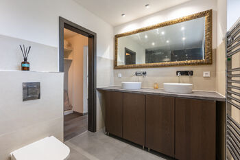 Prodej domu 330 m², Praha 10 - Kolovraty