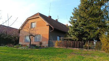 Prodej domu 405 m², Klamoš