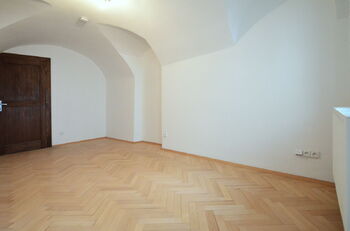 ložnice - Pronájem bytu atypický v osobním vlastnictví 148 m², České Budějovice
