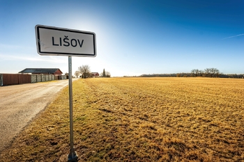 Prodej pozemku 8962 m², Lišov