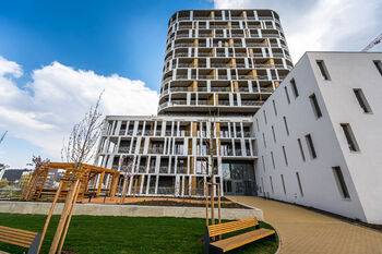 Pronájem bytu 2+kk v osobním vlastnictví 75 m², Praha 4 - Modřany