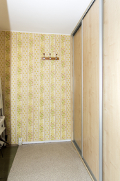 šatna - Pronájem bytu 2+kk v osobním vlastnictví 56 m², Praha 4 - Krč