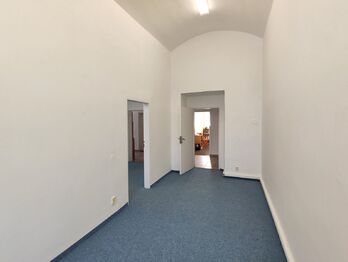 Pronájem kancelářských prostor 17 m², Praha 5 - Smíchov
