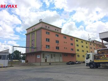 Pronájem skladovacích prostor 800 m², Praha 9 - Horní Počernice
