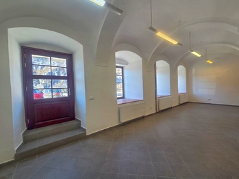 Pronájem obchodních prostor 64 m², Český Krumlov