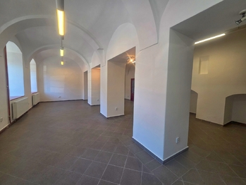Pronájem obchodních prostor 64 m², Český Krumlov