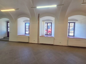 Pronájem obchodních prostor 64 m², Český Krumlov