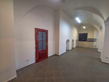 Pronájem obchodních prostor 64 m², Český Krumlov